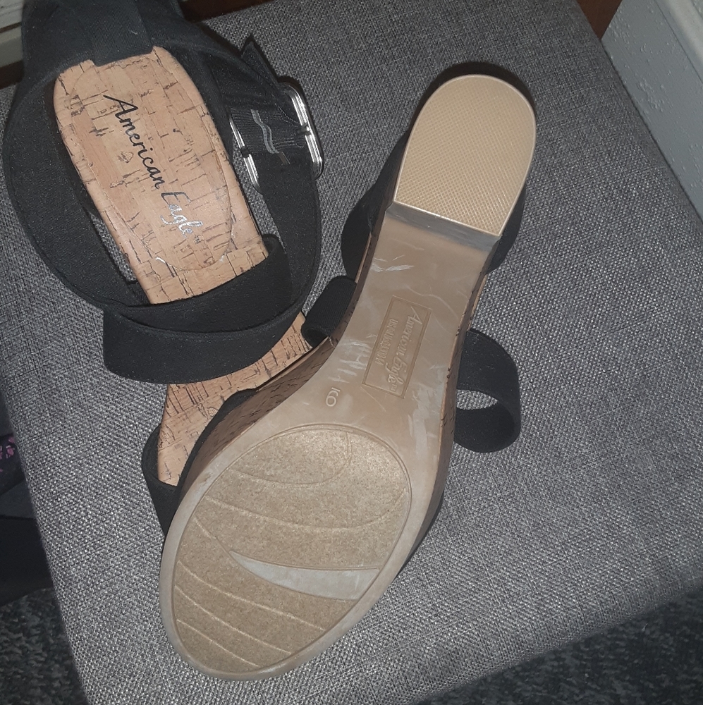 American Eagle heels